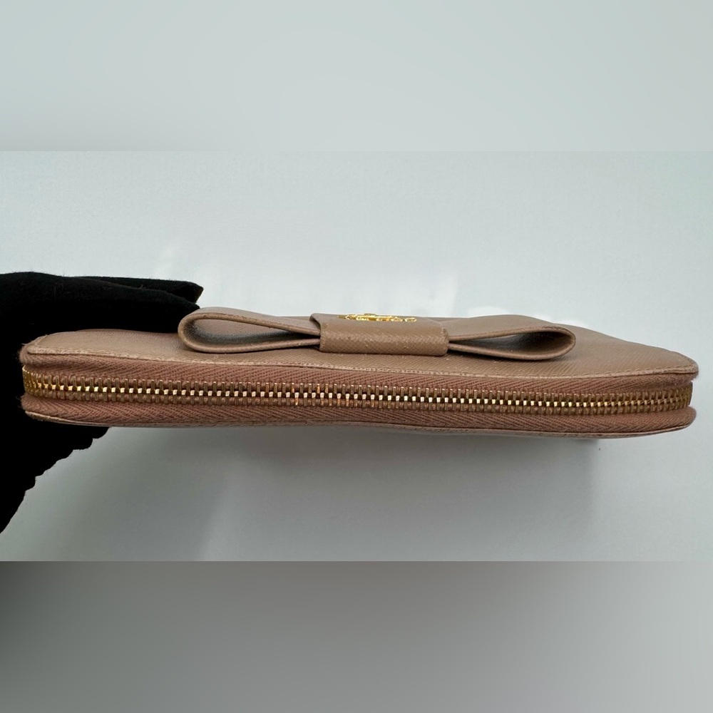 Prada Bow Zip Around Wallet in Beige - Picture 7 of 11